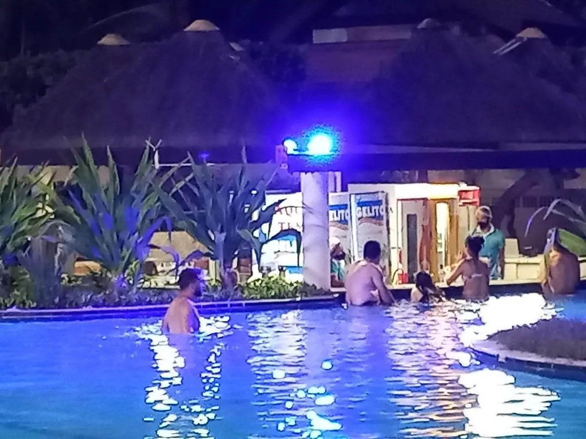Flat Pe Na Areia No Marulhos Resort Em Muro Alto Porto De Galinhas 0*,  Brazil
